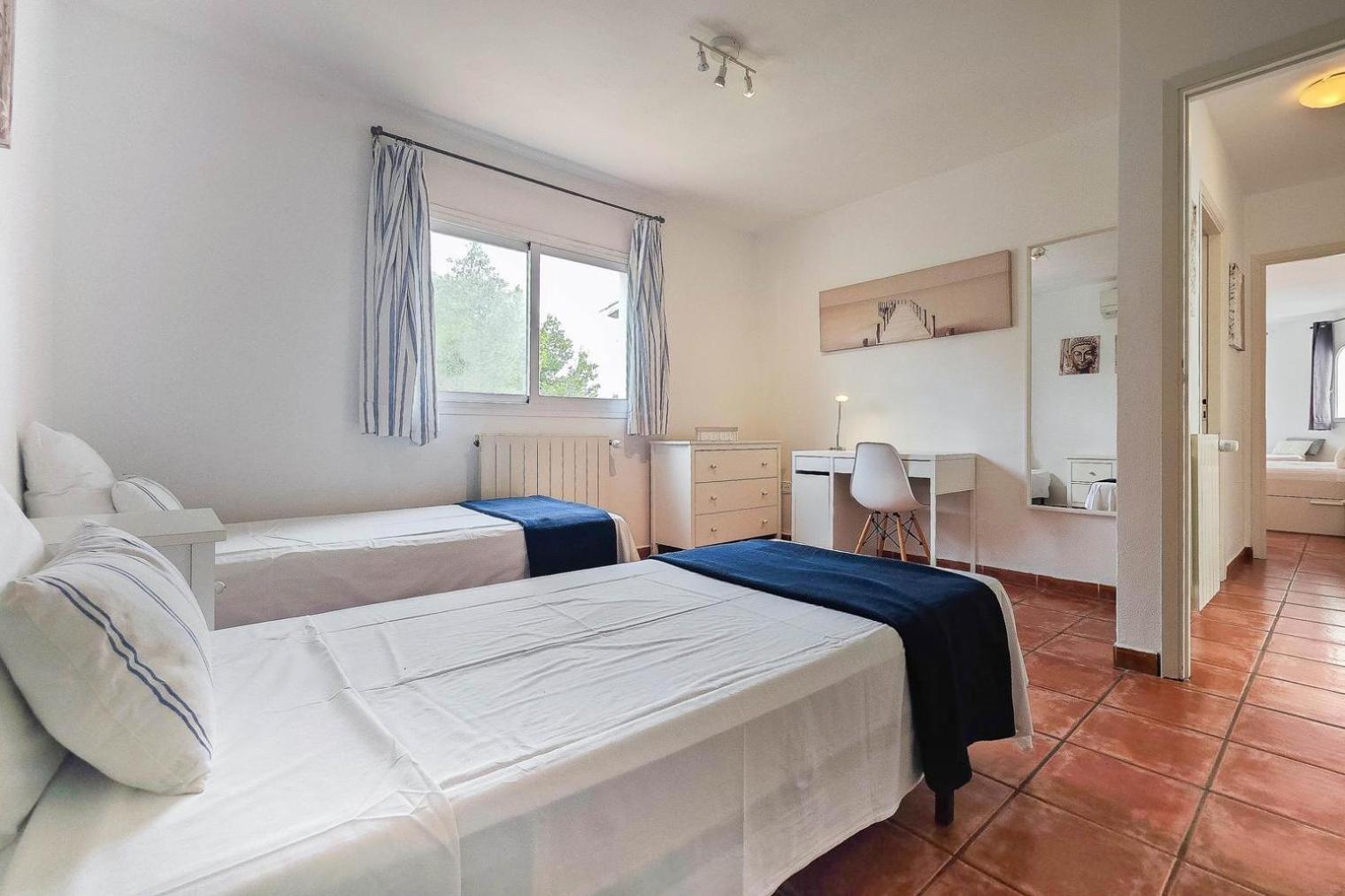 Villa Mercedes Cala Llonga  Bagian luar foto