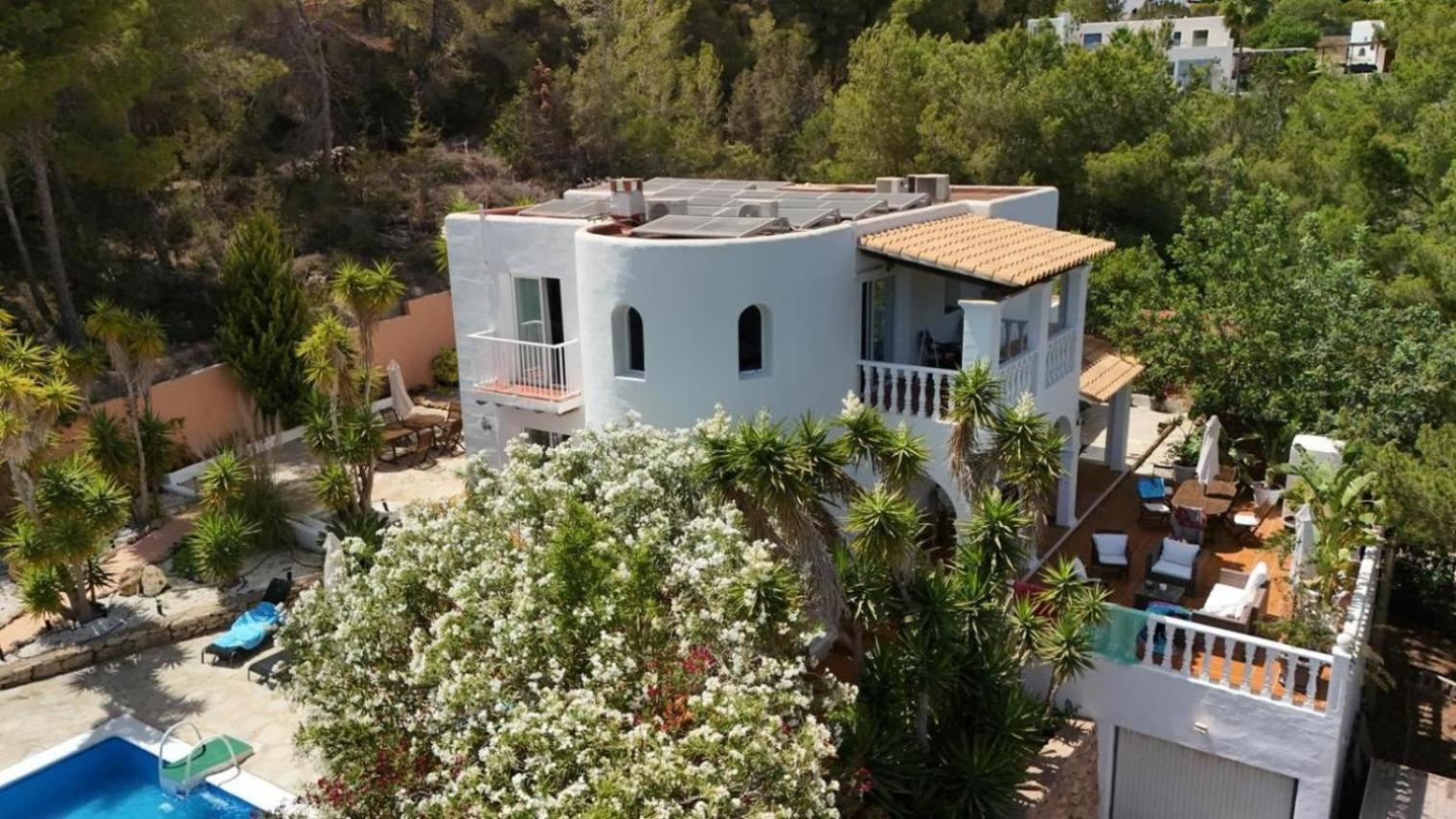 Villa Mercedes Cala Llonga  Bagian luar foto