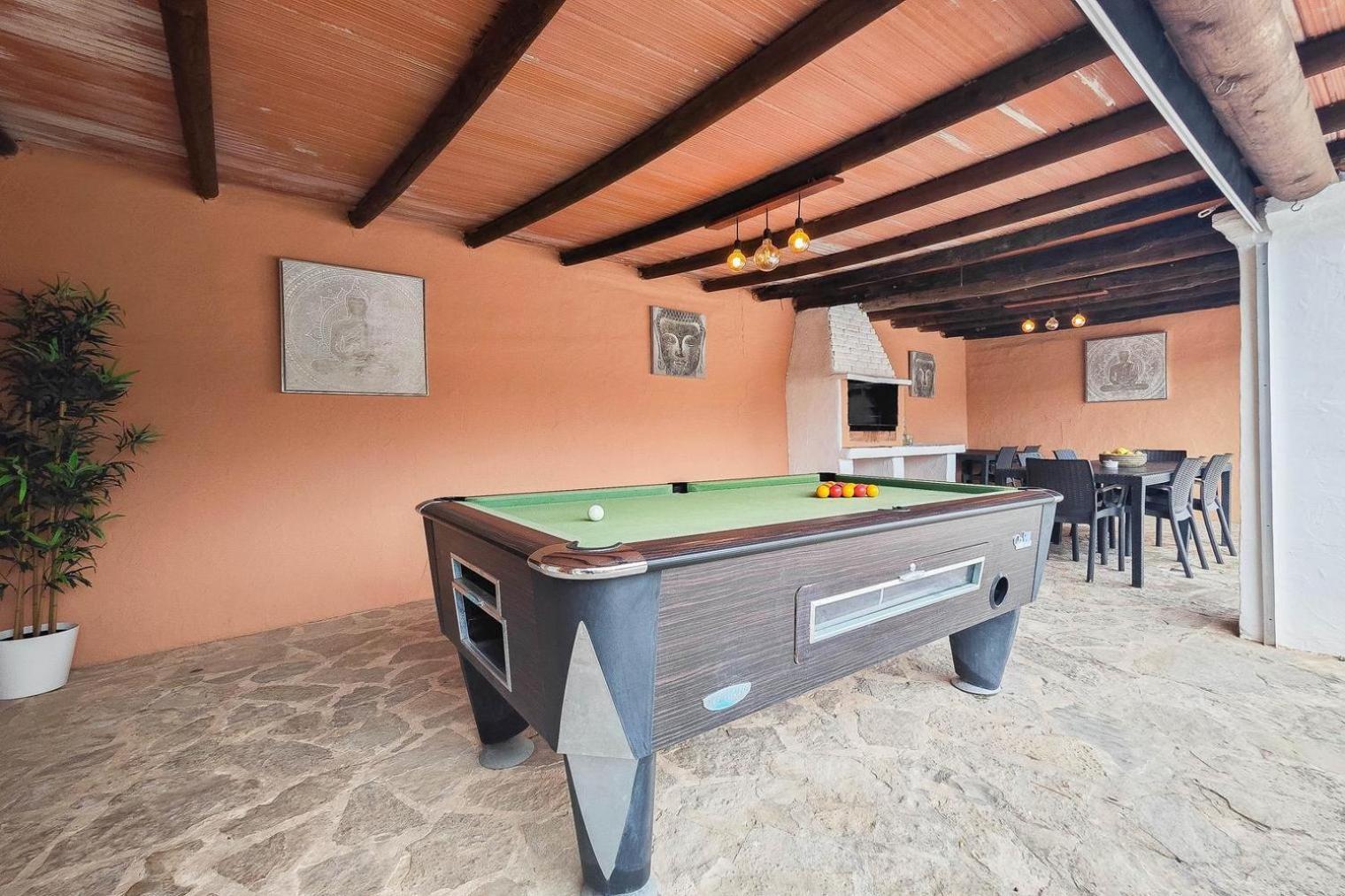 Villa Mercedes Cala Llonga  Bagian luar foto